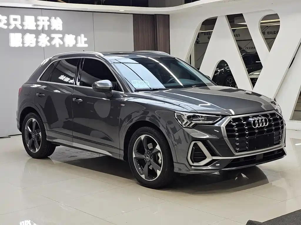 Audi Q3 35 TFSI Fashion Dynamic