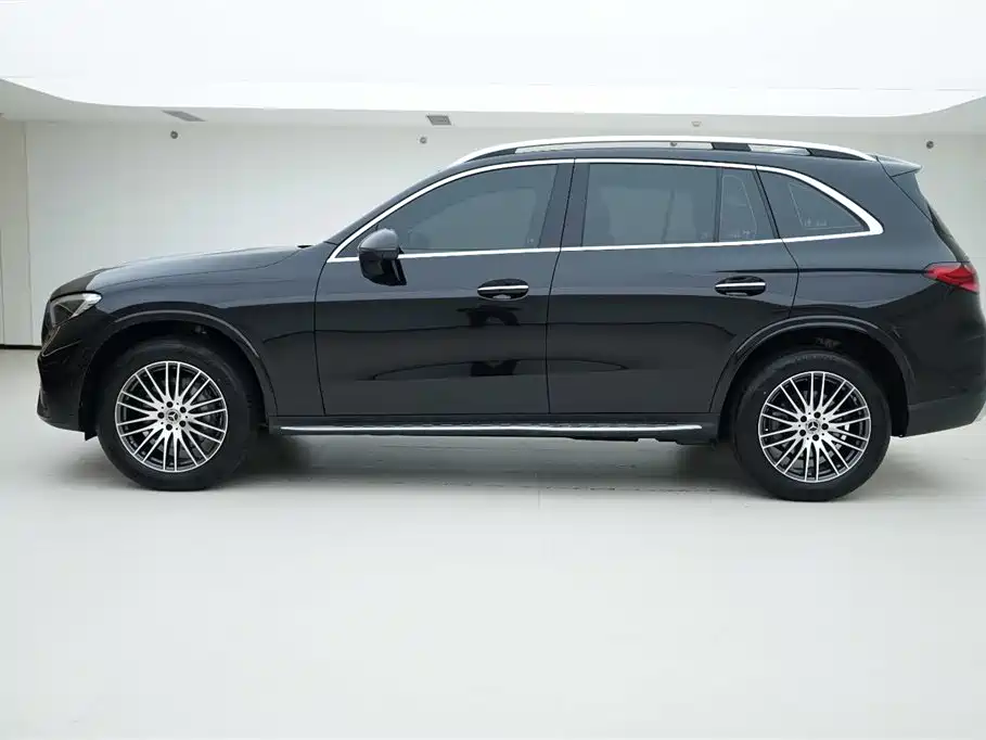 Mercedes-Benz GLC GLC 300 L 4 MATIC Dynamic 5-seat