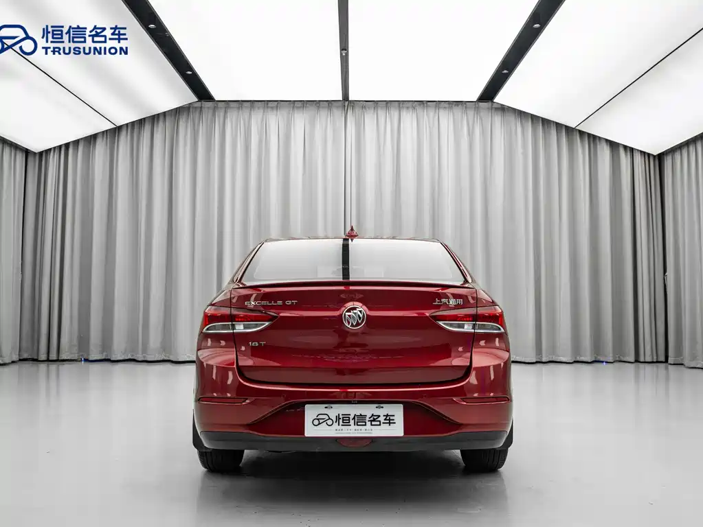 Excelle GT 18 T Auto Flagship