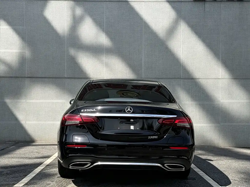 Mercedes-Benz E-Class NEV E 350 e L PHEV Sport Sedan