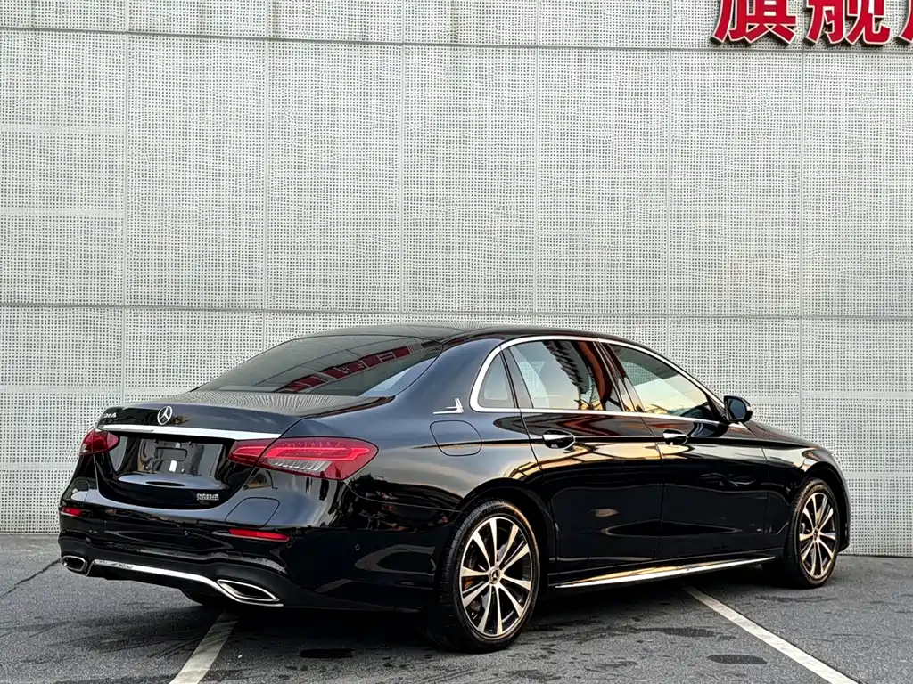 Mercedes-Benz E-Class NEV E 350 e L PHEV Sport Sedan