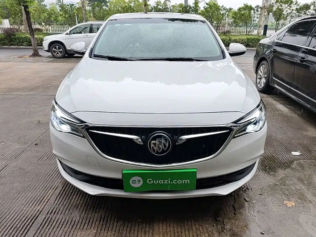 Excelle GT Facelift Exemplary 1.5 L Auto Elite
