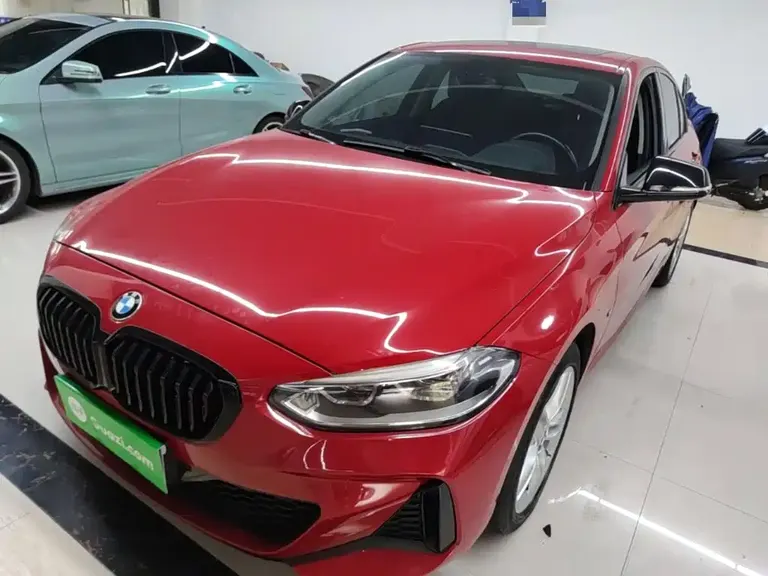 BMW 1 Series Facelift 120 i M Sport Night