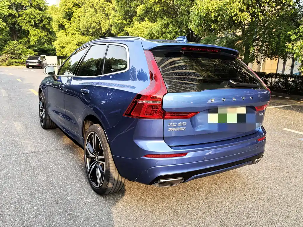 Volvo XC60 PHEV 沃尔沃XC60插电式混动 2019款 T8 E驱混动 智尊豪华版 国VI