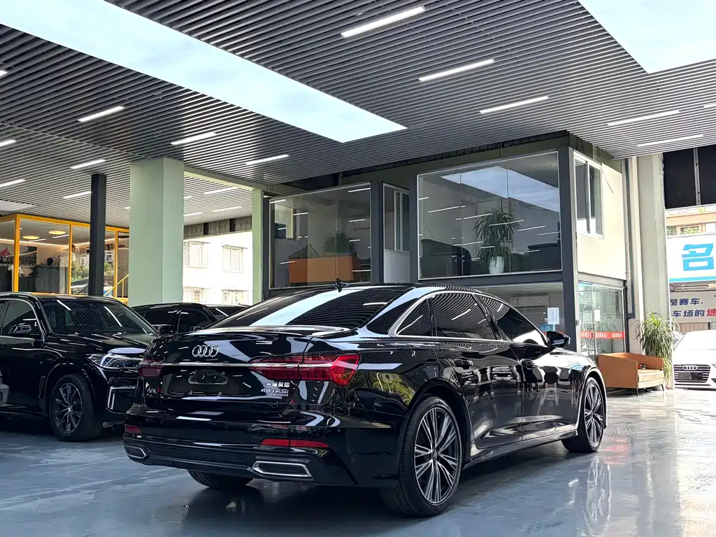 Audi A6 L 45 TFSI quattro Select Elegant