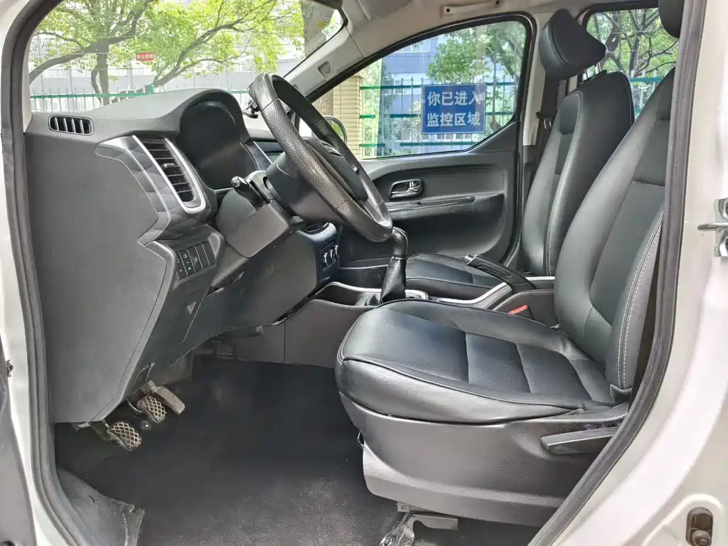 Jin Haishi M Classic 金海狮M经典 2022款 1.5 L 工程狮客车 5座