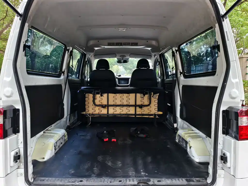 Jin Haishi M Classic 金海狮M经典 2022款 1.5 L 工程狮客车 5座
