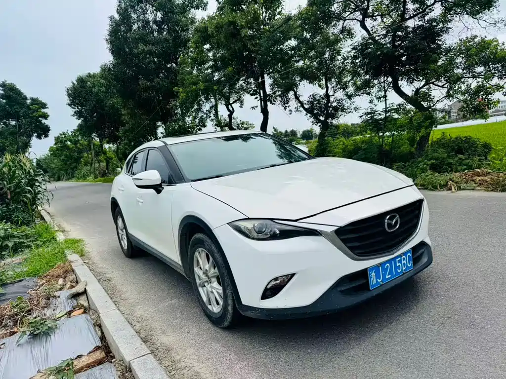 Mazda CX-4 2.0 L Auto 2 WD Blue Sky Taste