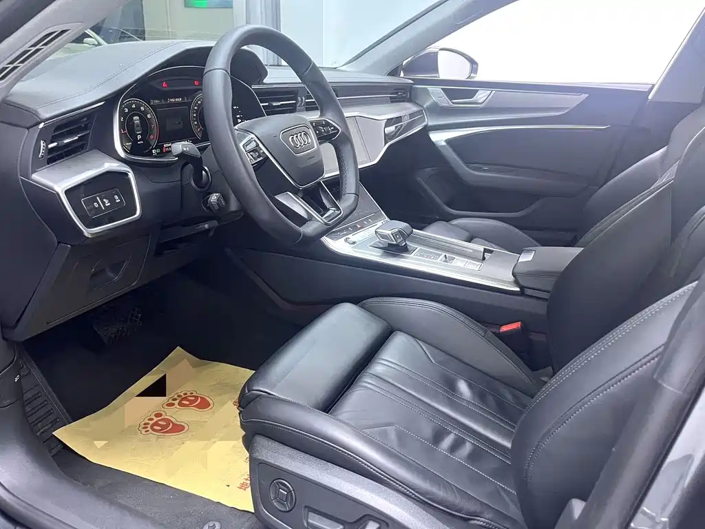 Audi A7 45 TFSI Select