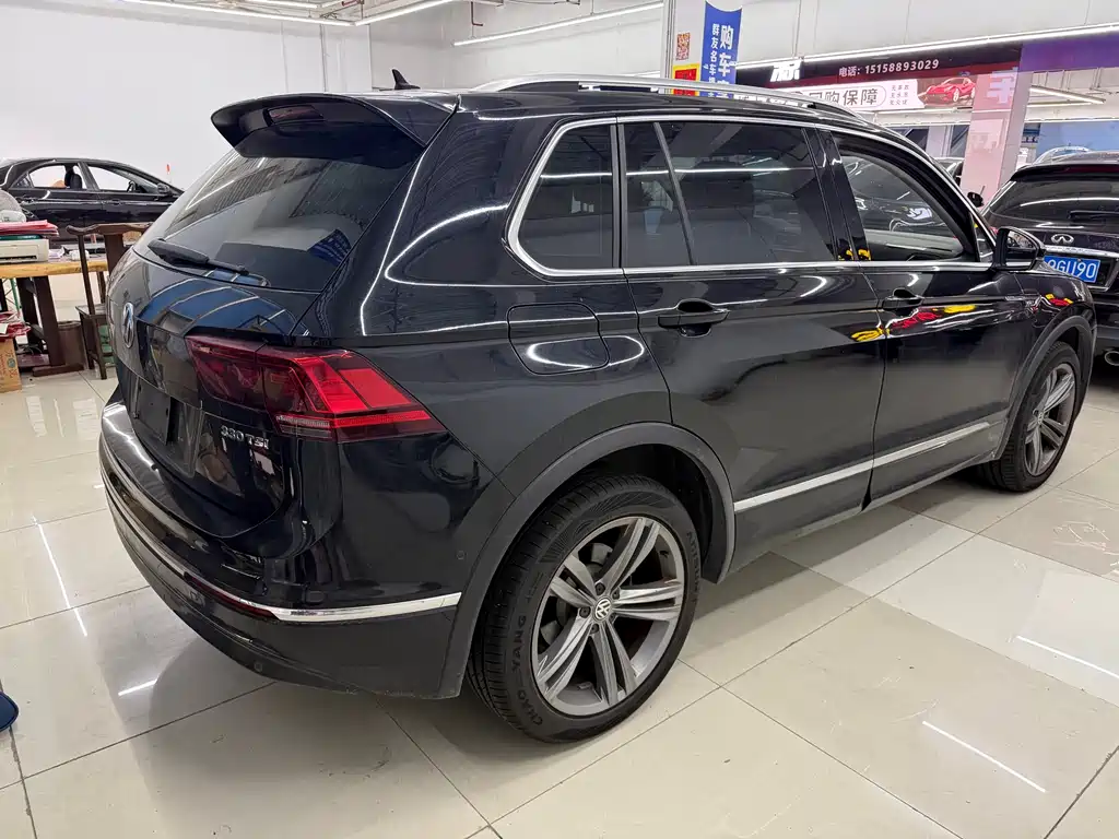 Tiguan 330 TSI 4 WD High Config