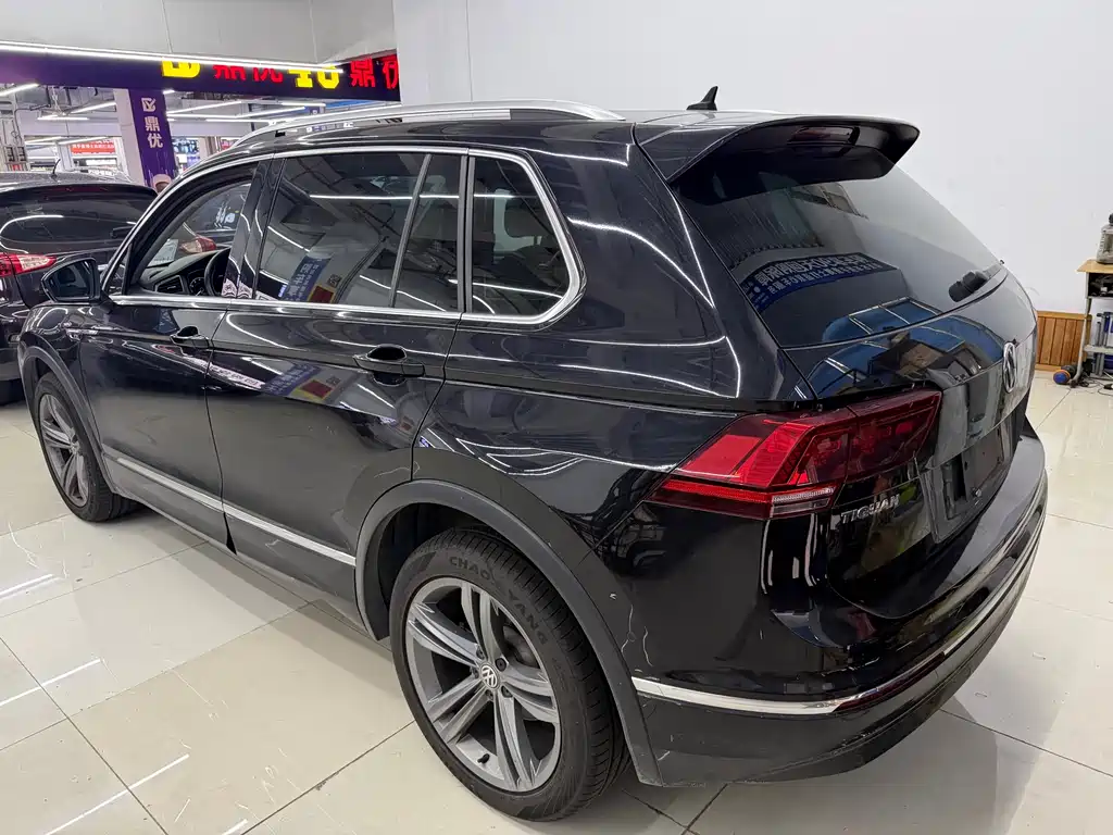 Tiguan 330 TSI 4 WD High Config