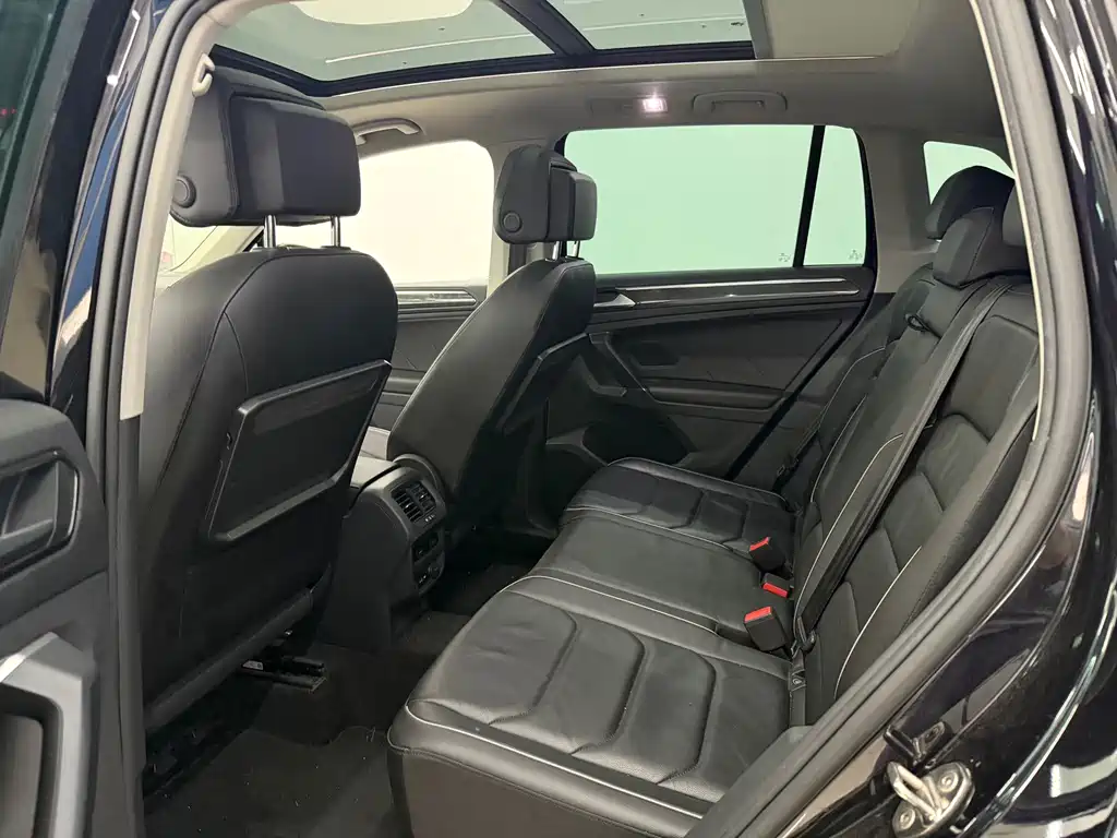 Tiguan 330 TSI 4 WD High Config