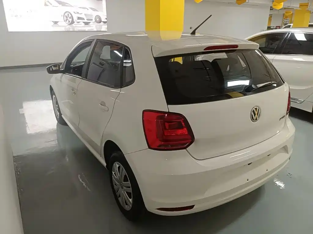 Polo 1.4 L Auto Style