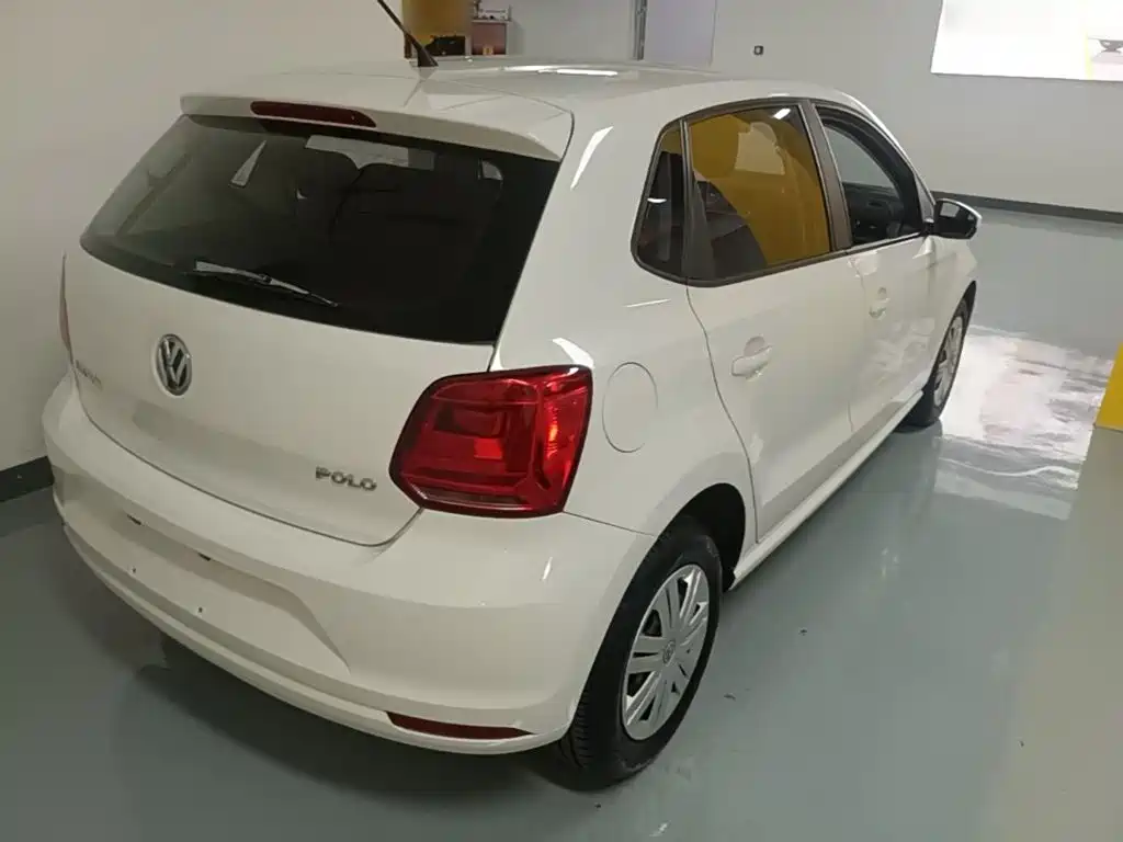 Polo 1.4 L Auto Style