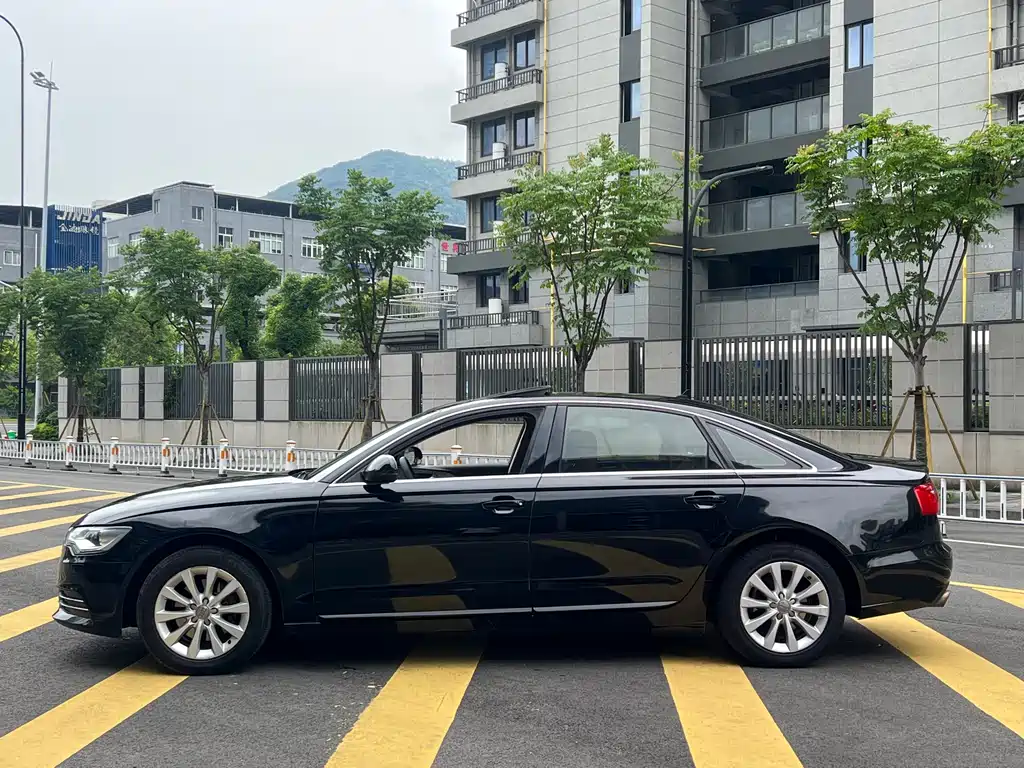Audi A6 L TFSI Comfort