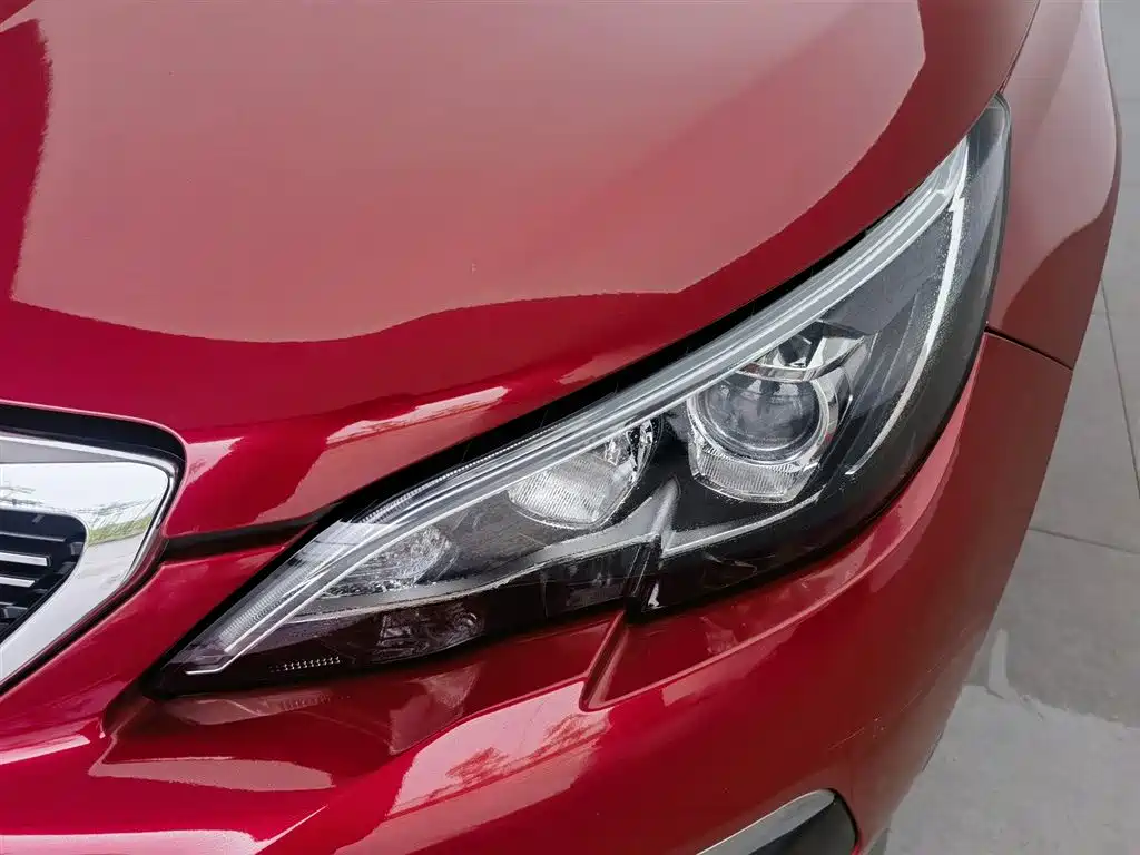 Peugeot 308 230 THP Auto Luxury