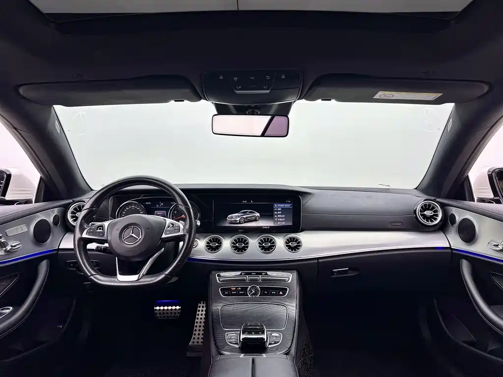 Mercedes-Benz E-Class (Import) E 200 Coupe