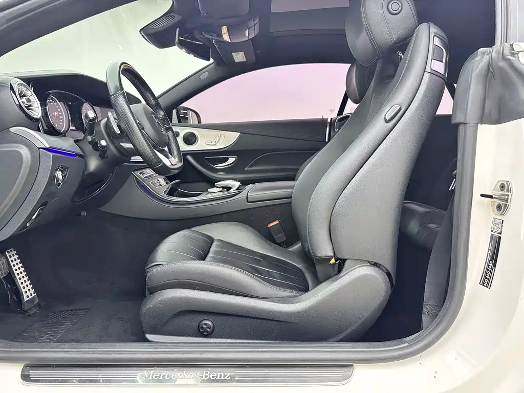 Mercedes-Benz E-Class (Import) E 200 Coupe
