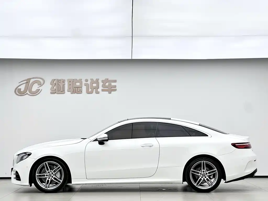 Mercedes-Benz E-Class (Import) E 200 Coupe