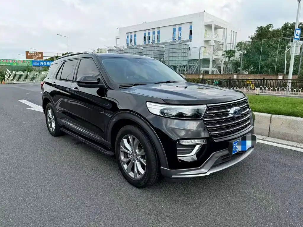 Explorer EcoBoost 285 4 WD Style 6-seat