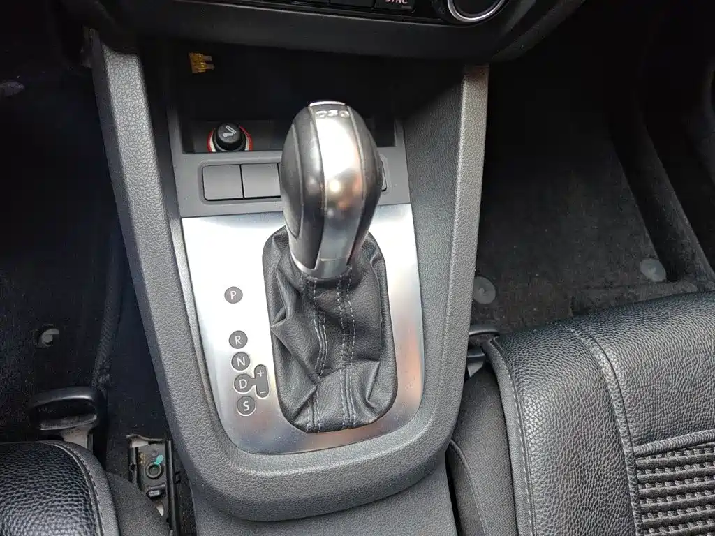 Sagitar 速腾 2014款 改款 1.4 TSI 蓝驱版