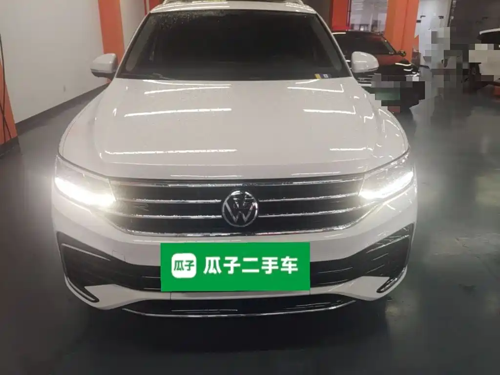 Tiguan L 330 TSI Auto 2 WD R-Line Premium