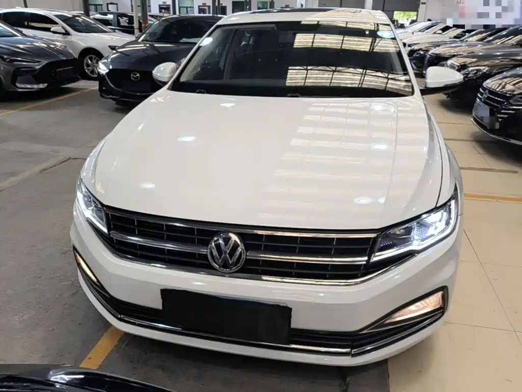 Bora 1.5 L Auto Comfort