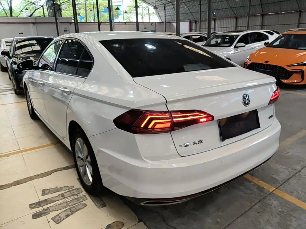 Bora 1.5 L Auto Comfort