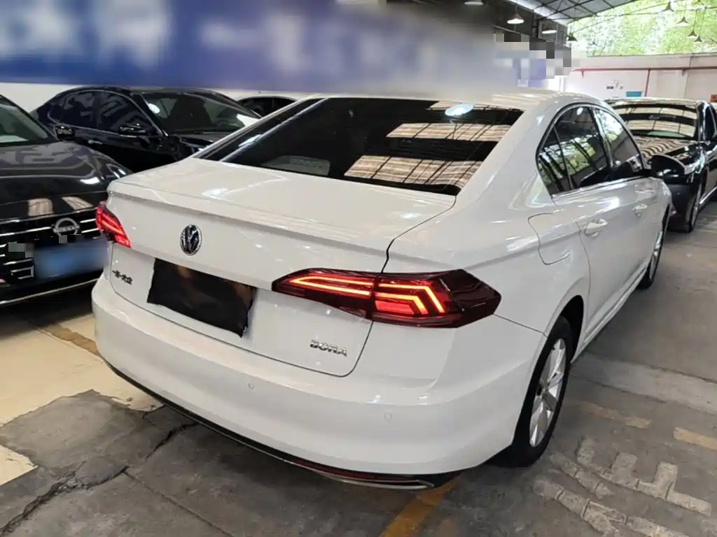 Bora 1.5 L Auto Comfort
