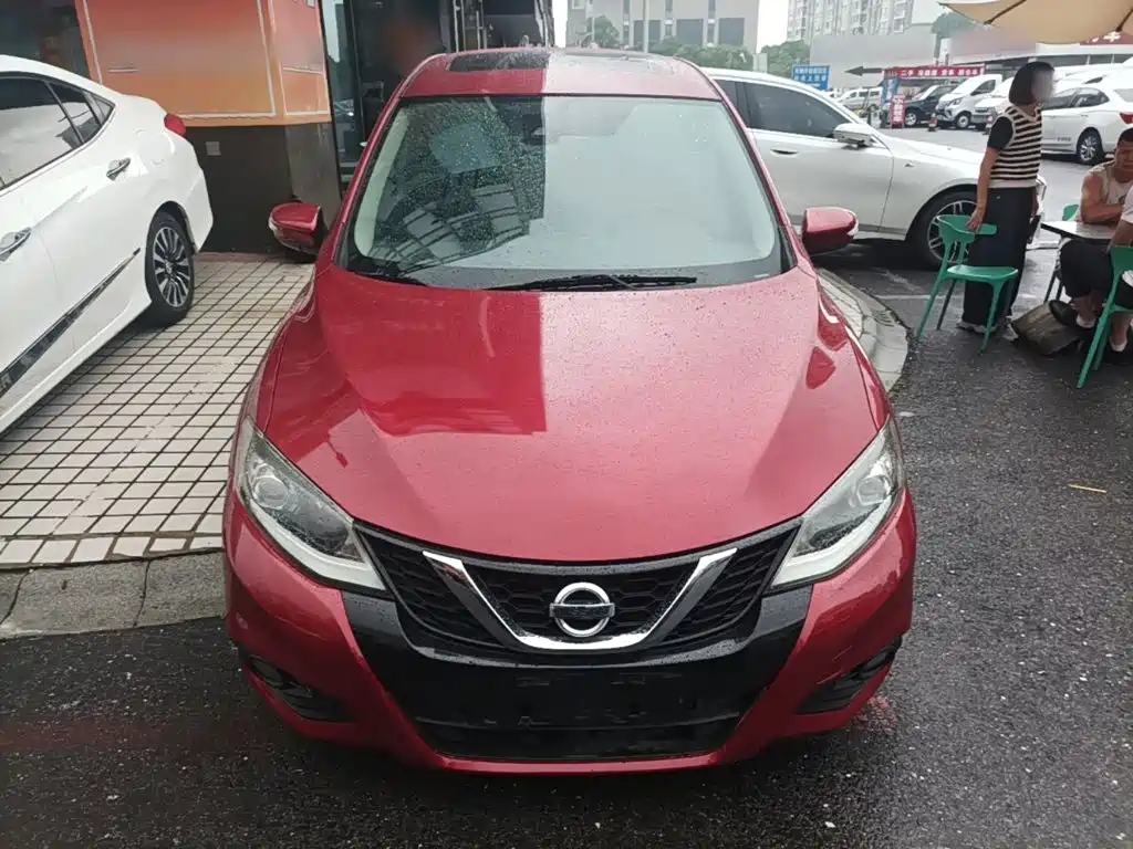 Tiida 1.6 L CVT Smart Enjoyment CN-VI