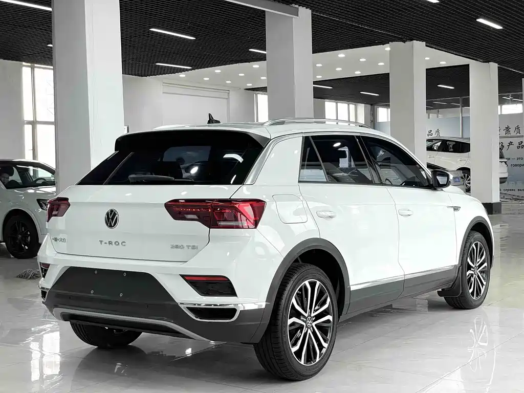 T-ROC 280 TSI DSG 2 WD Comfort Enjoyment PLUS