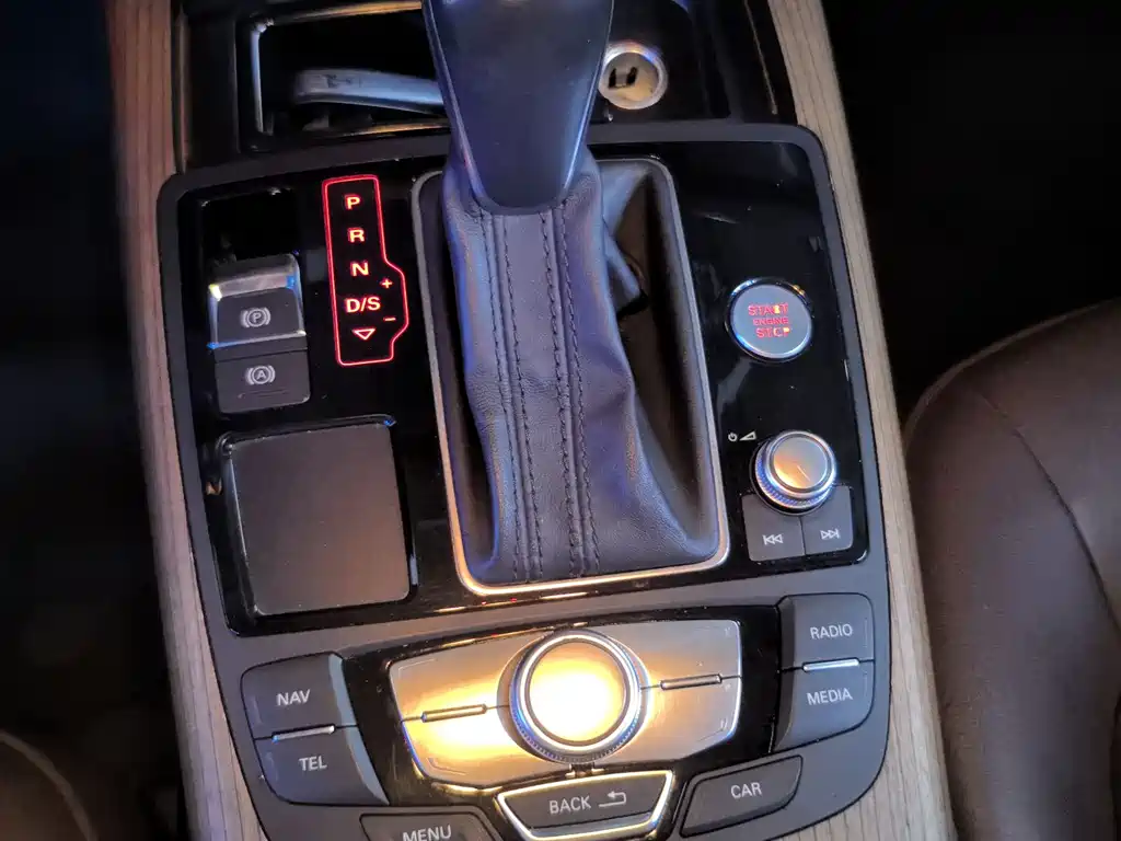 Audi A6 L 30 Anniversary 30 FSI Style