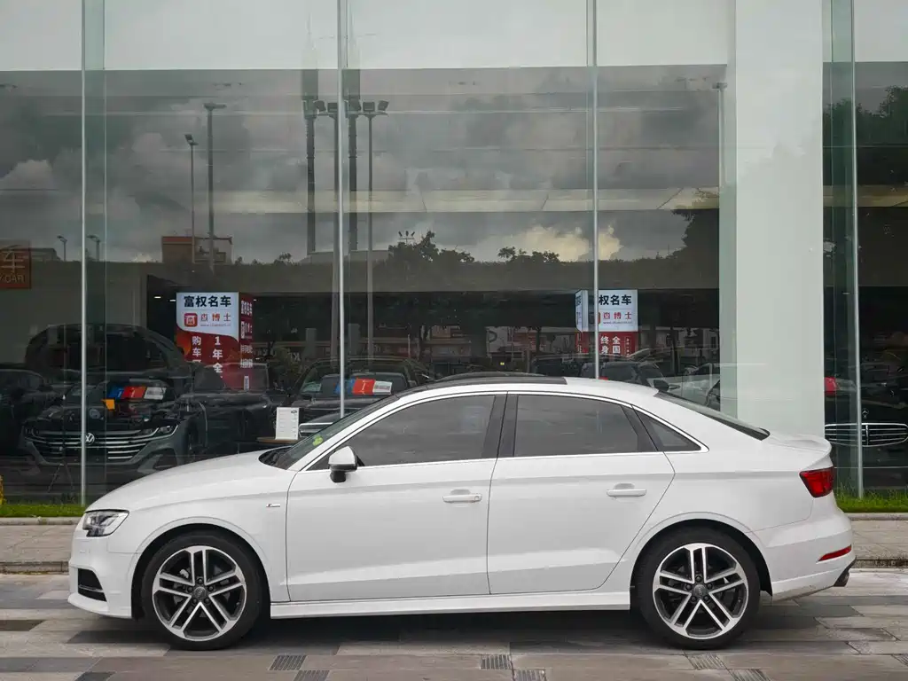 Audi A3 Limousine 35 TFSI Sport CN-VI