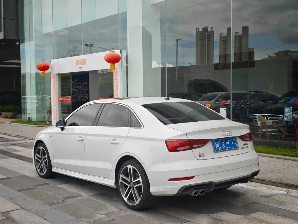 Audi A3 Limousine 35 TFSI Sport CN-VI