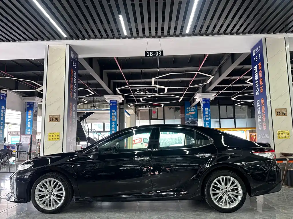 Camry 2.5 G Luxury CN-V