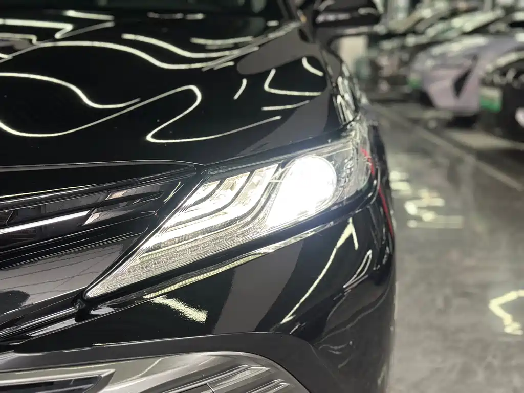 Camry 2.5 G Luxury CN-V