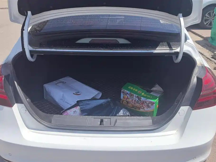 Emgrand 1.5 L Manual Luxury