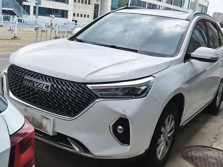Haval M6 PLUS 1.5 T DCT Luxury Connected