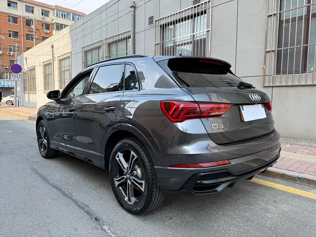 Audi Q3 40 TFSI Fashion Dynamic