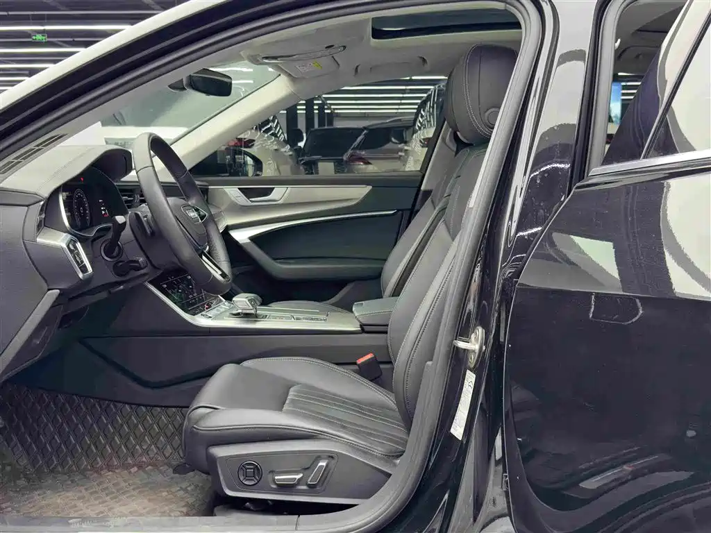 Audi A6 L 45 TFSI Select Dynamic