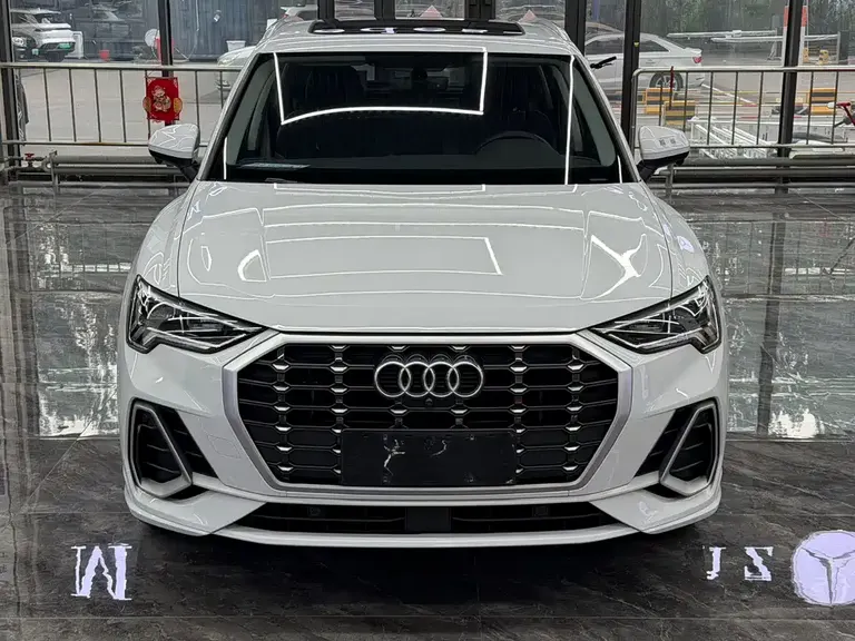 Audi Q3 35 TFSI Fashion Dynamic