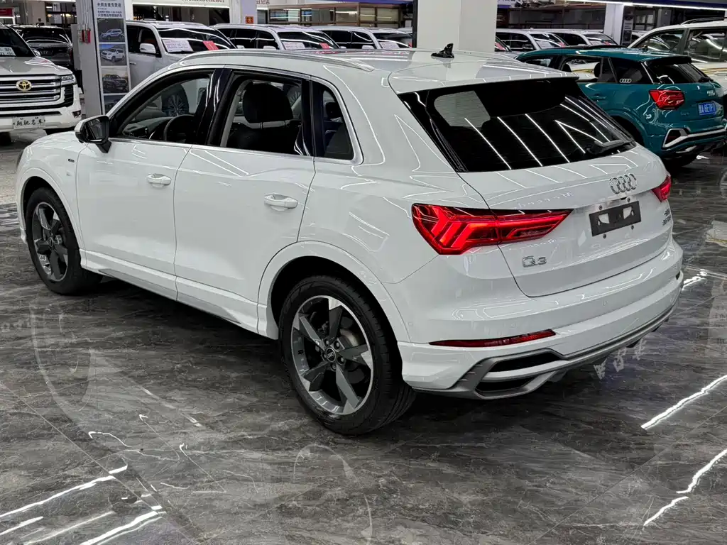 Audi Q3 35 TFSI Fashion Dynamic