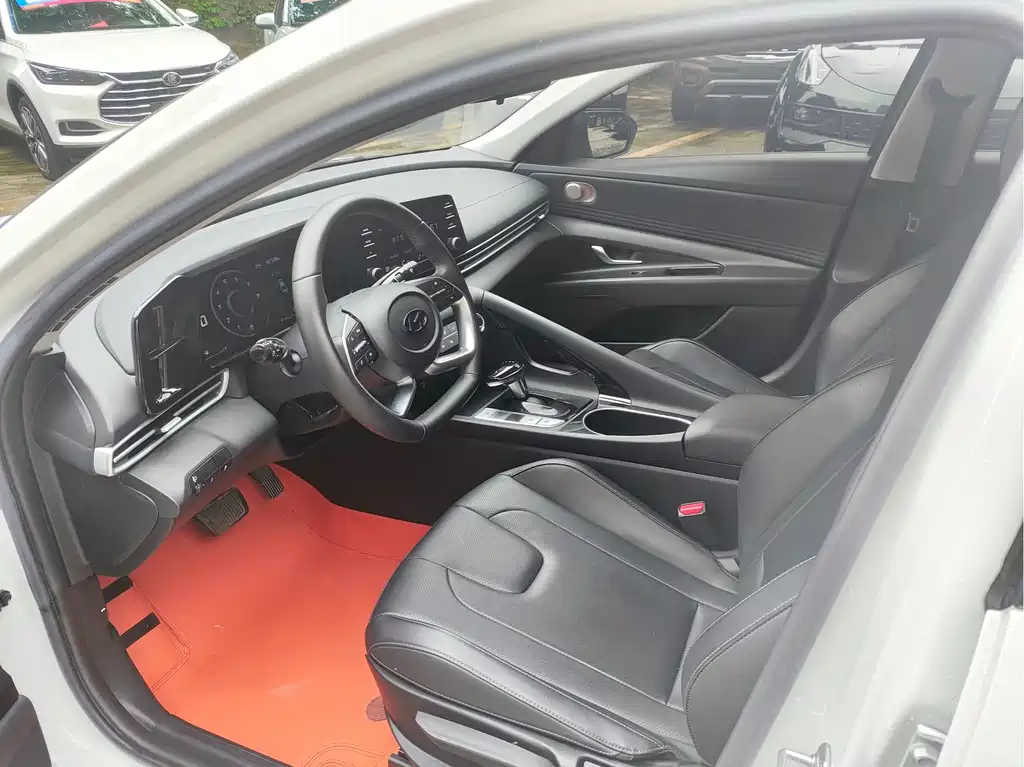 Elantra 1.5 L CVT GLX Elite
