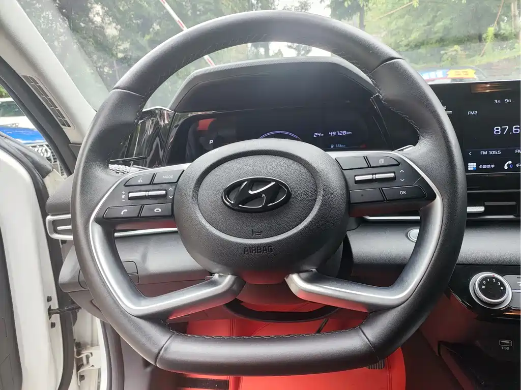 Elantra 1.5 L CVT GLX Elite