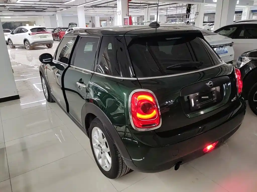 MINI 1.5 T ONE 5-door