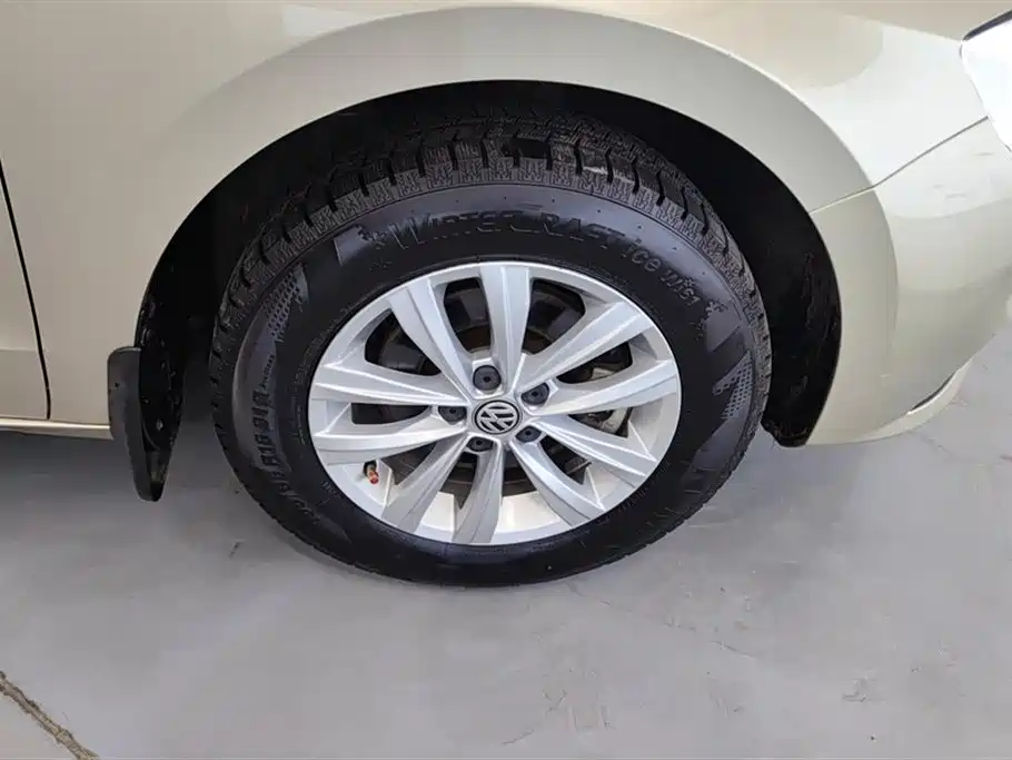 Bora 1.5 L Auto Fashion