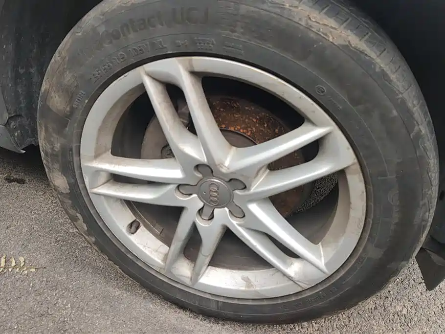 Audi Q5 Plus 40 TFSI Tech