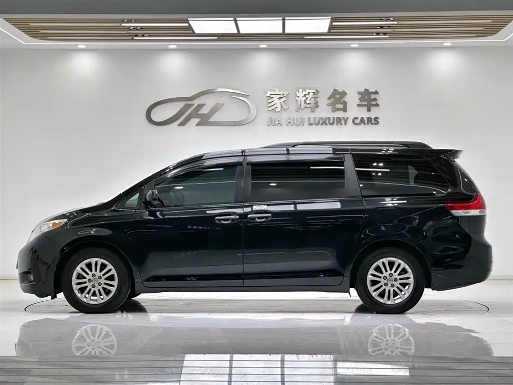 SIENNA 3.5 L 2 WD Auto