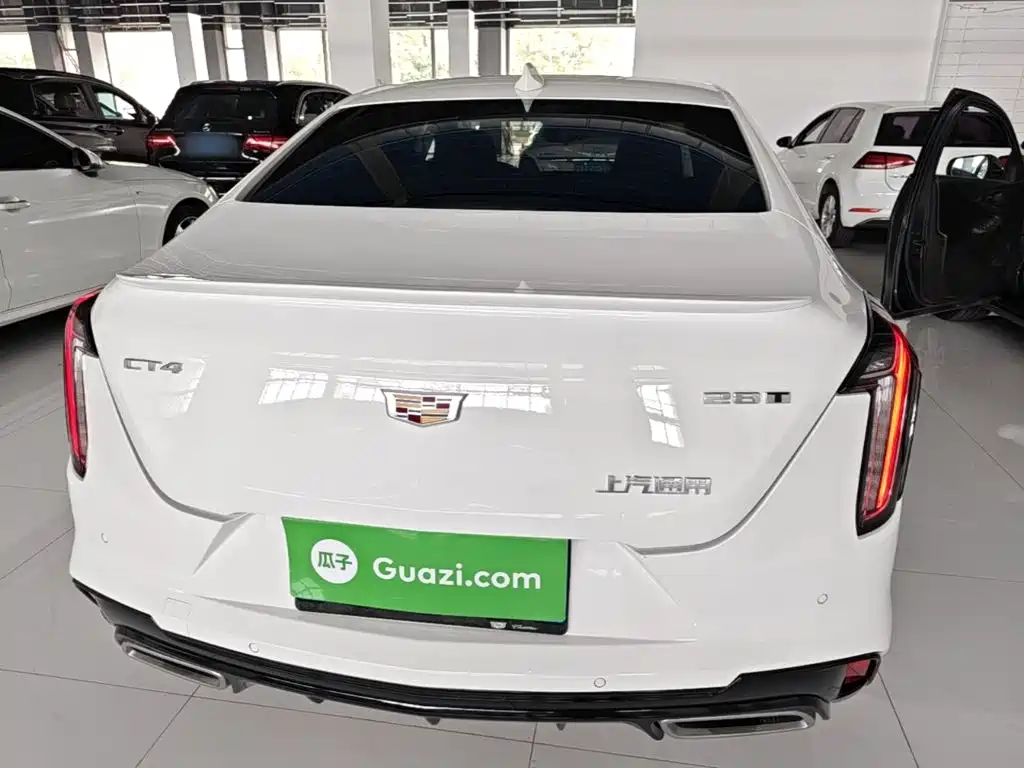Cadillac CT4 28 T Style