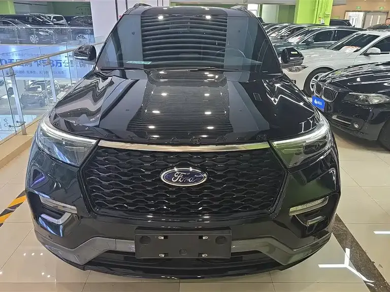 Ford Explorer EcoBoost 285 4 WD Sport ST-LINE 6-seat